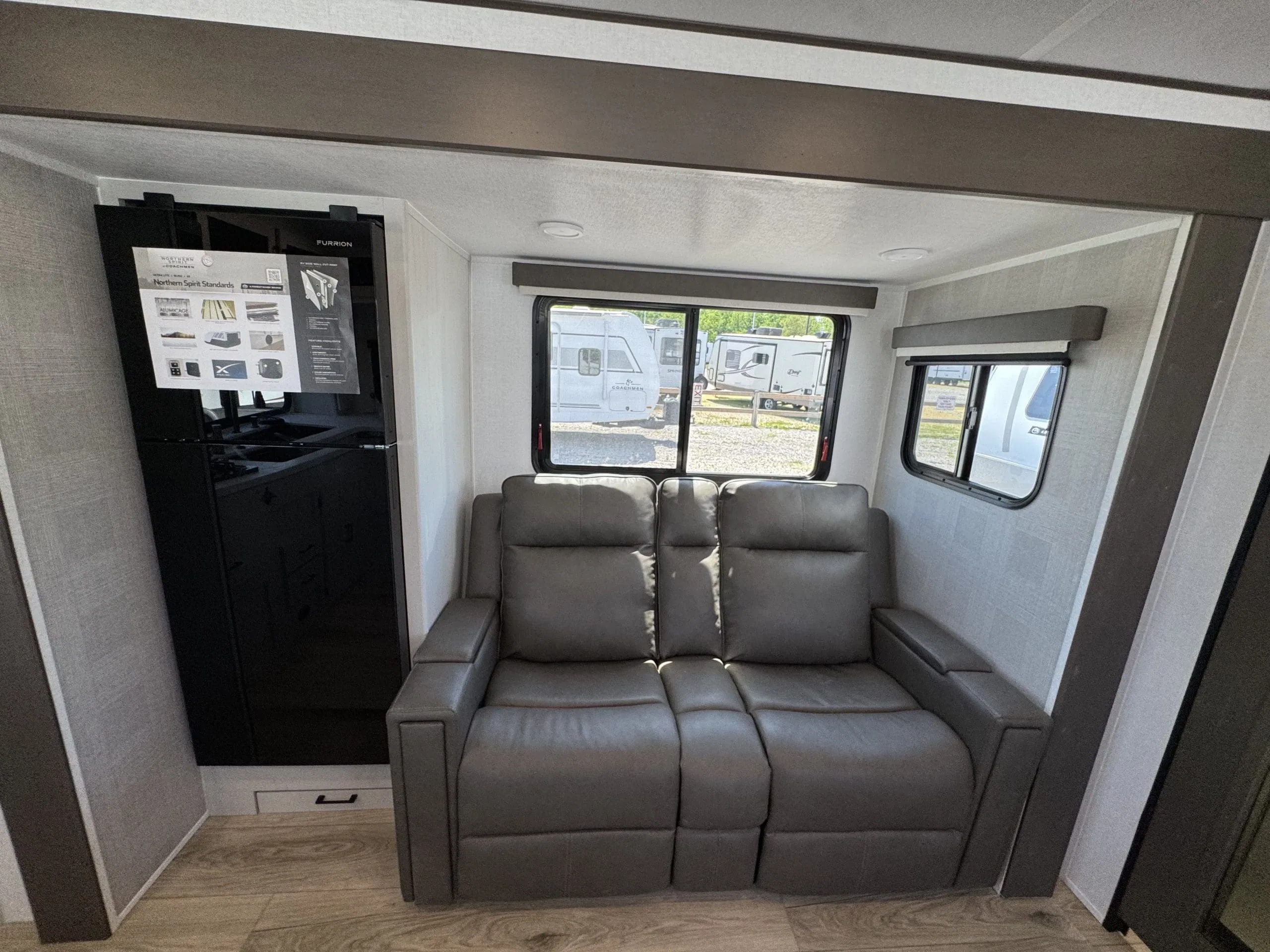 COACHMEN NORTHERN SPIRIT 2560RK