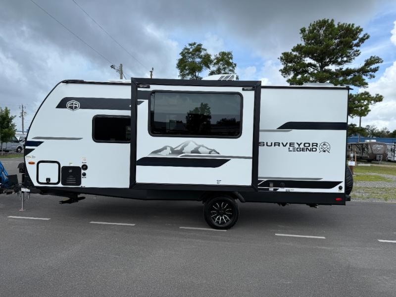 FOREST RIVER SURVEYOR 19SSLE