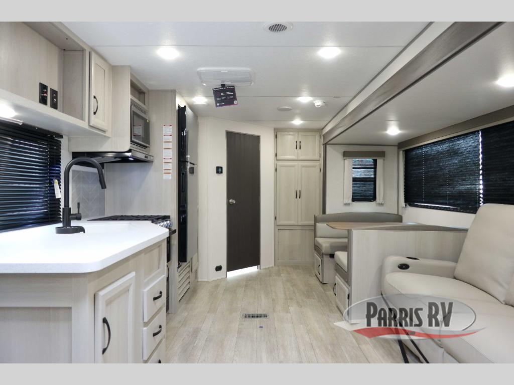 COACHMEN CATALINA LEGACY EDITION 243RBS