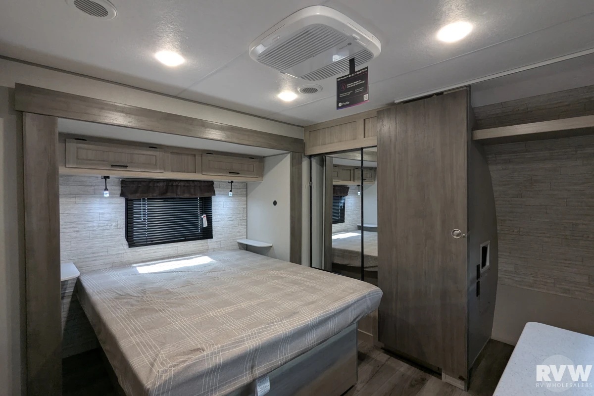 CATALINA LEGACY EDITION 313RLTS