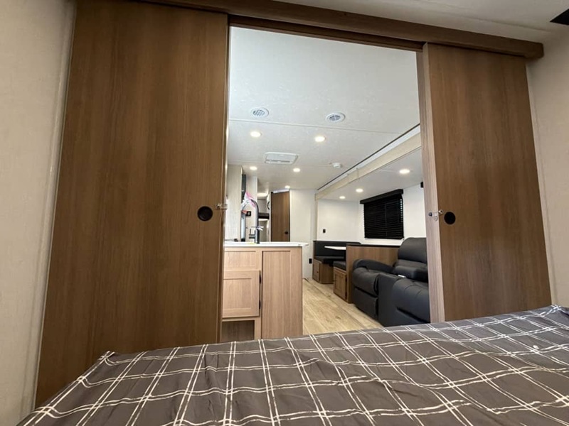 COACHMEN APEX ULTRA LITE 26BHX