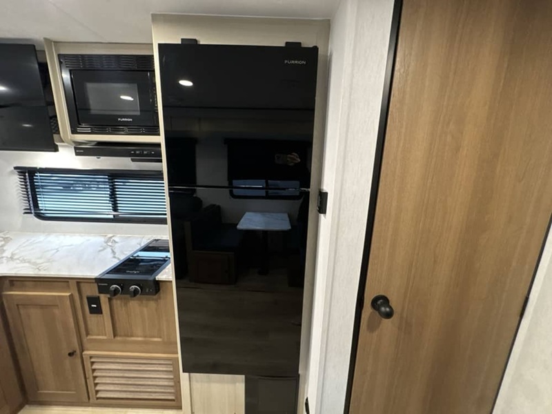 COACHMEN APEX ULTRA LITE 24RBX