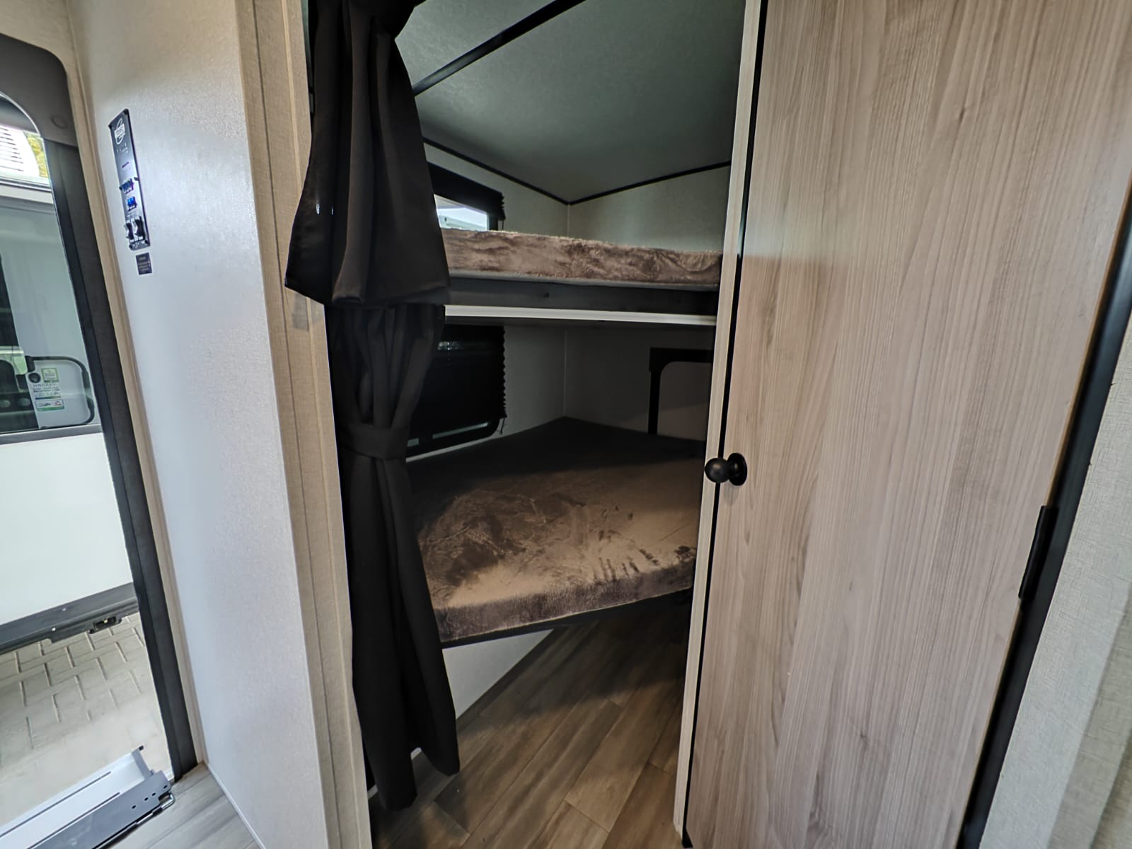 COACHMEN SPIRIT 2455BH