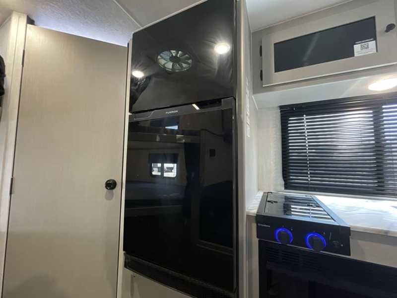 COACHMEN APEX NANO 186BH