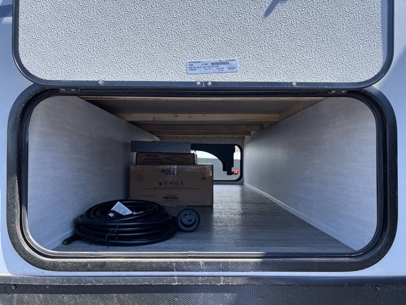 Coachmen Apex Nano 190RBS