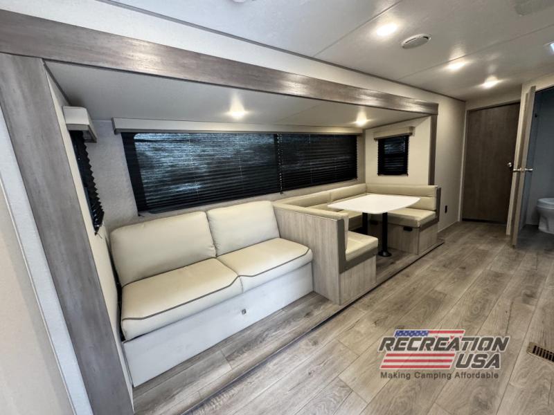 COACHMEN CATALINA SUMMIT SERIES 8 281QBUNK