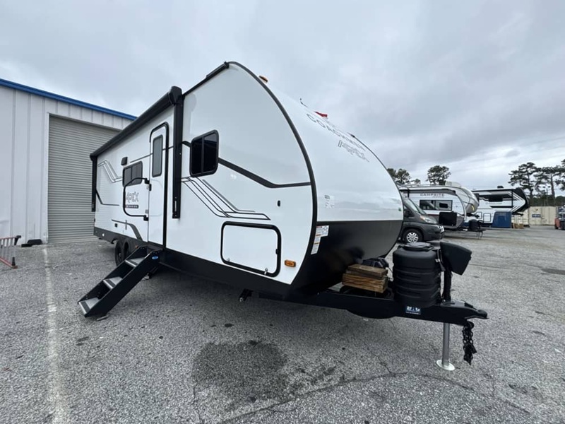 COACHMEN APEX ULTRA LITE 24RBX