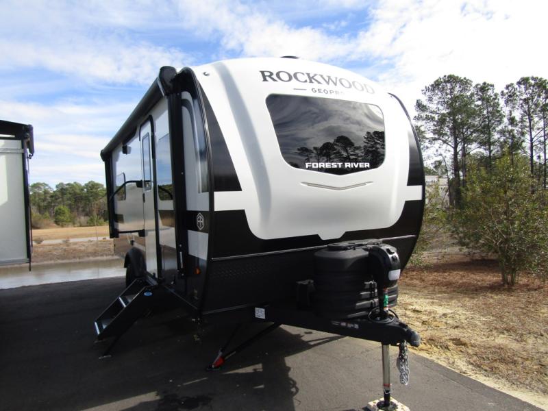 FOREST RIVER ROCKWOOD GEO PRO G20BS